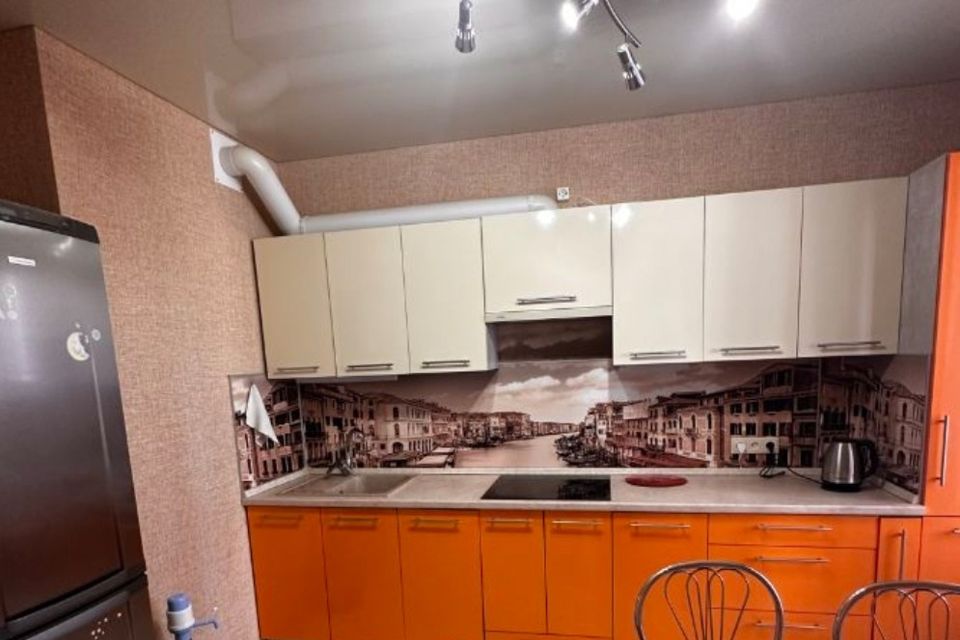 Сдаётся 1-комнатная квартира, 46 м²