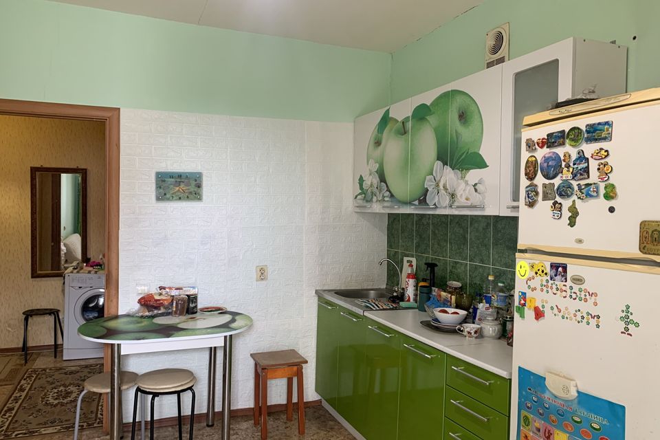 Продаётся 1-комнатная квартира, 43.8 м²