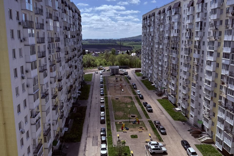 Продаётся 1-комнатная квартира, 37.3 м²