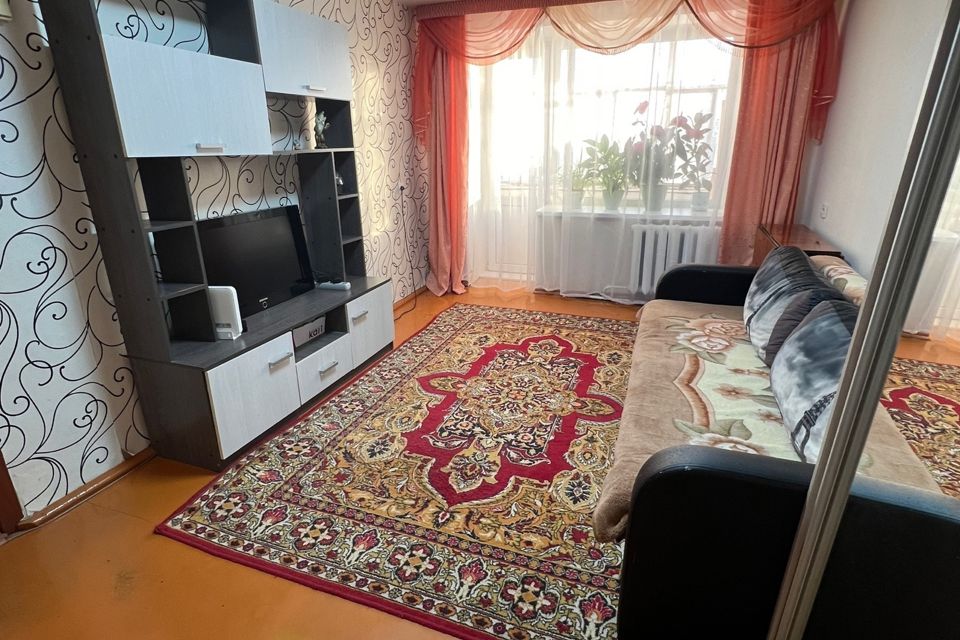 Продаётся 3-комнатная квартира, 56.21 м²