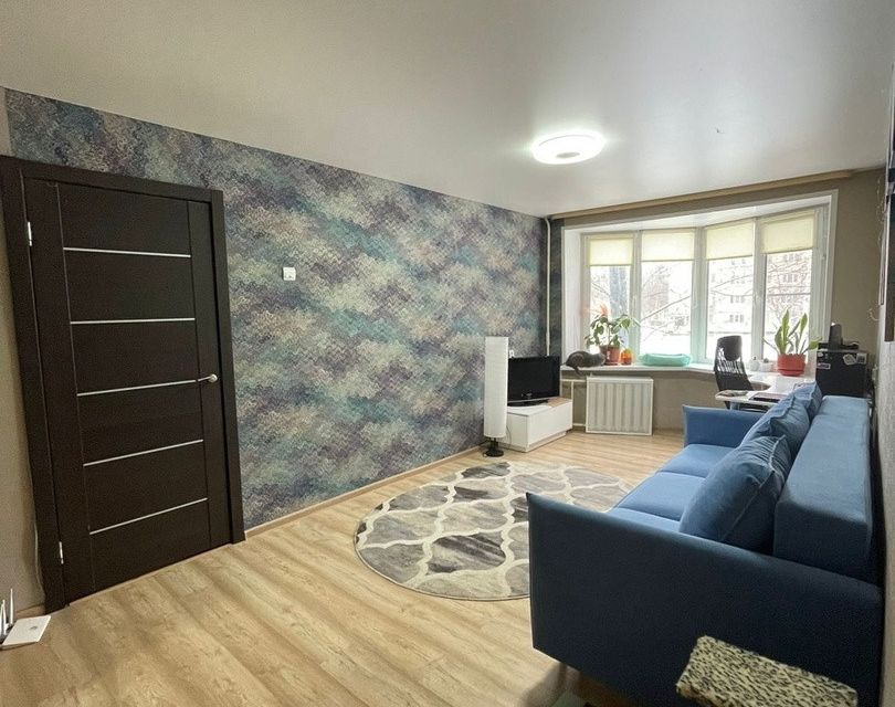 Продаётся 3-комнатная квартира, 55.5 м²