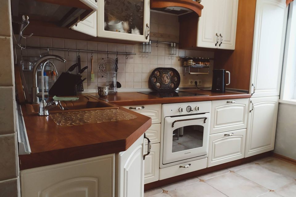 Продаётся 3-комнатная квартира, 65 м²