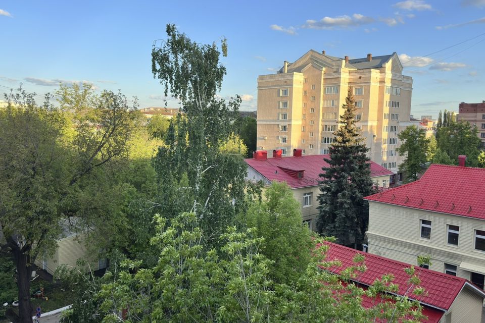Продаётся 4-комнатная квартира, 90.7 м²