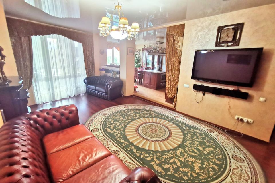Продаётся 2-комнатная квартира, 80.2 м²