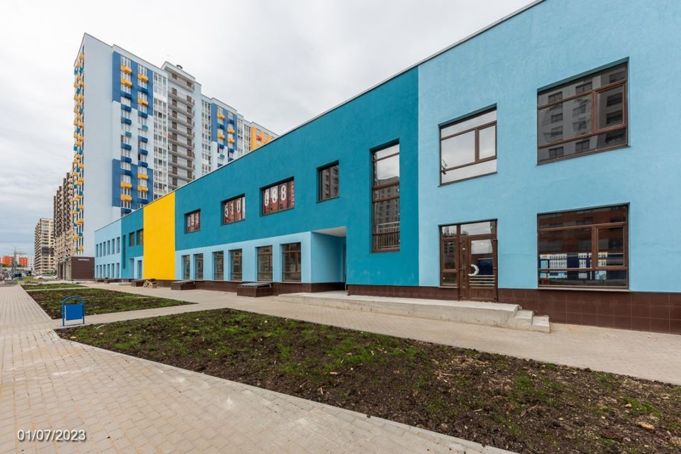 Продаётся 2-комнатная квартира, 59.8 м²