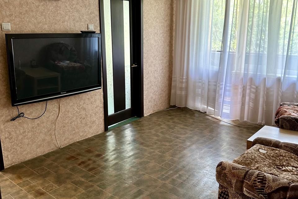 Продаётся 3-комнатная квартира, 47.2 м²