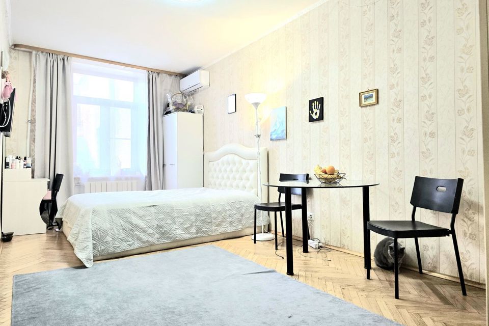 Продаётся комната в 2-комн. квартире, 17.4 м²