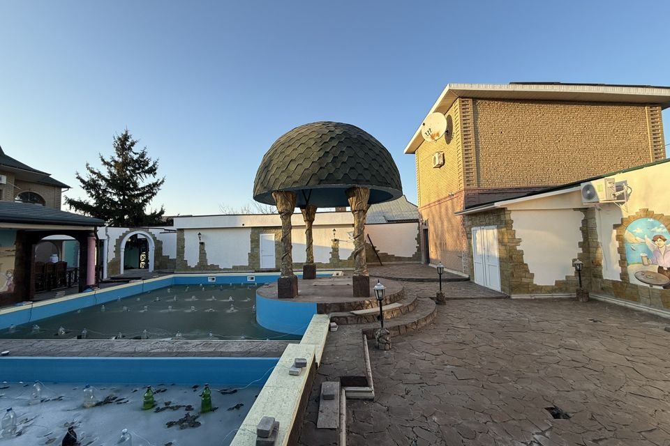 Продаётся 3-этажный дом, 245 м²