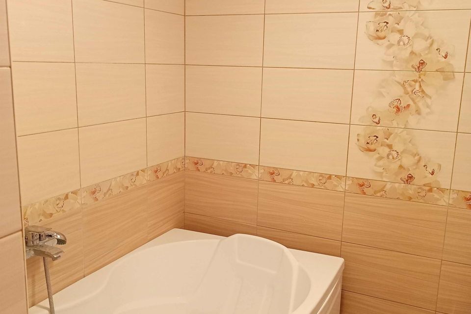 Продаётся 3-комнатная квартира, 77.7 м²