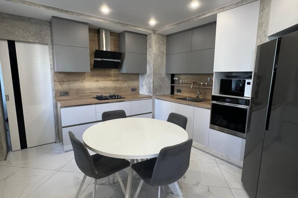 Продаётся 3-комнатная квартира, 89.9 м²