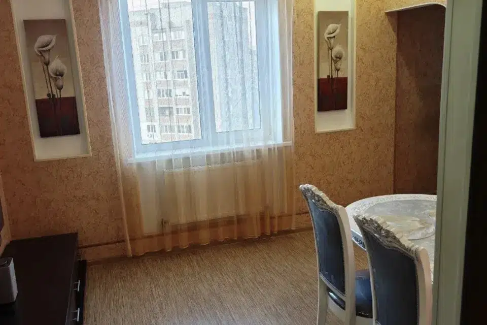 Продаётся 4-комнатная квартира, 84 м²