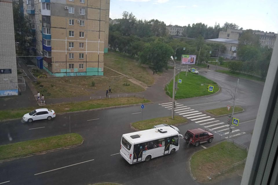 Продаётся 4-комнатная квартира, 62.7 м²