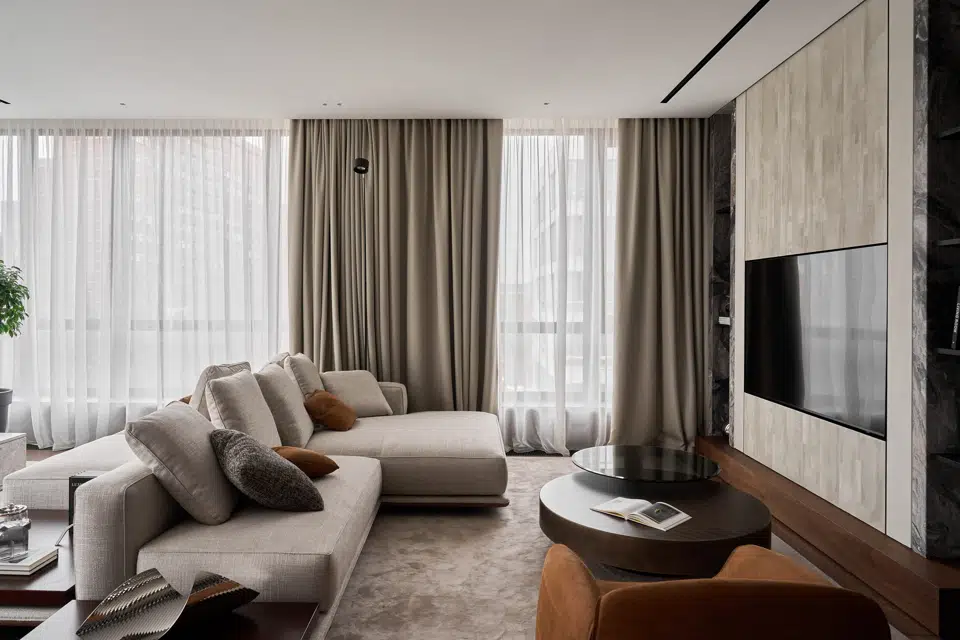 Продаётся 5-комнатная квартира, 200 м²
