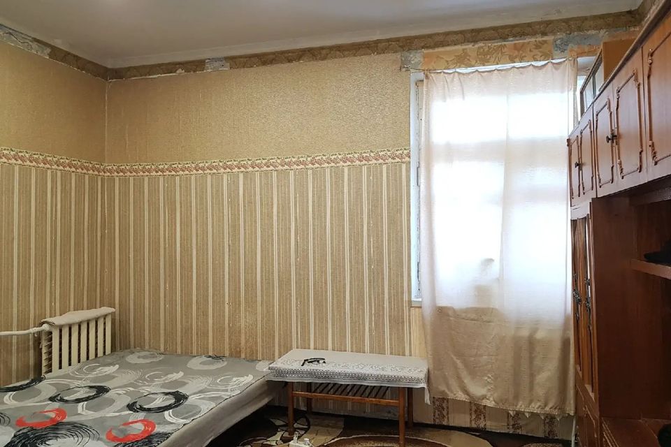 Продаётся 4 комнаты в 4-комн. квартире, 19 м²