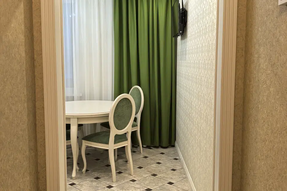 Продаётся 3-комнатная квартира, 92.5 м²