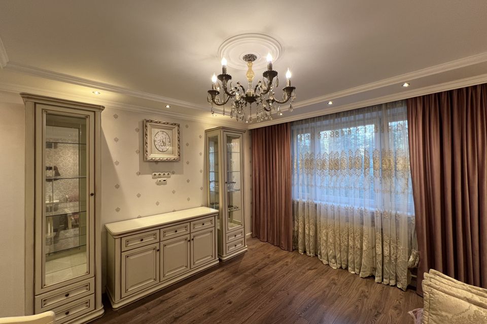 Продаётся 3-комнатная квартира, 61.5 м²