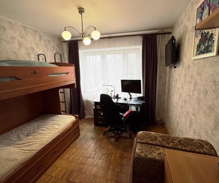 Продаётся 3-комнатная квартира, 64.1 м²
