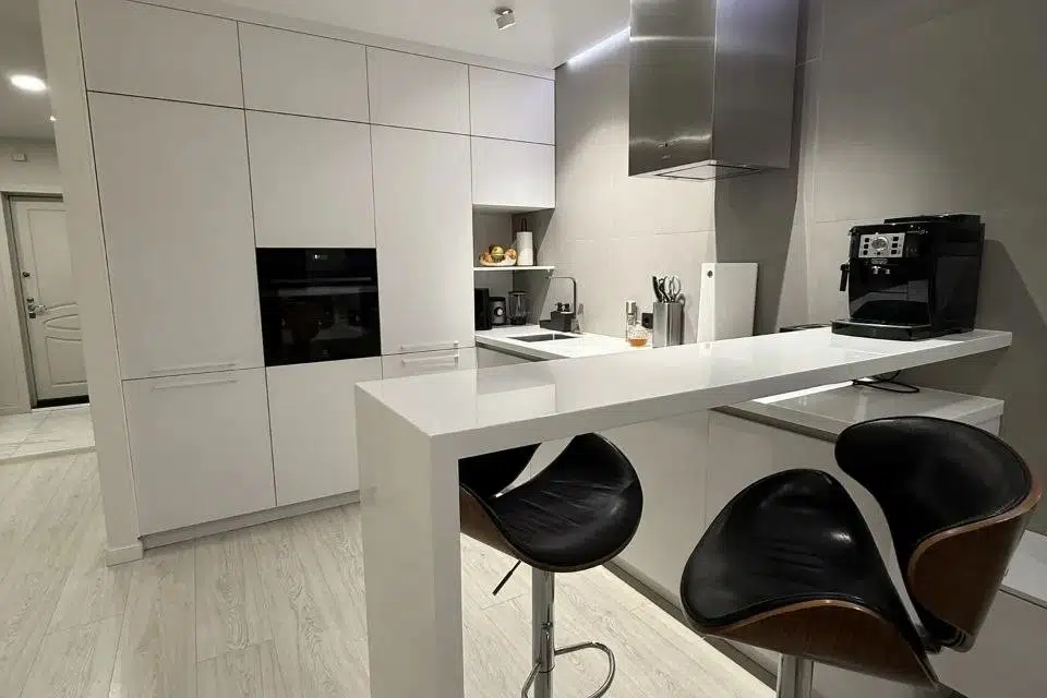 Продаётся 1-комнатная квартира, 58.9 м²