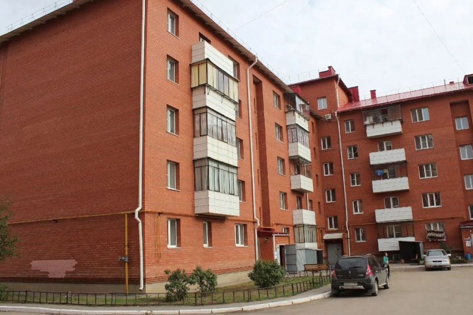 Продаётся 2-комнатная квартира, 72.8 м²