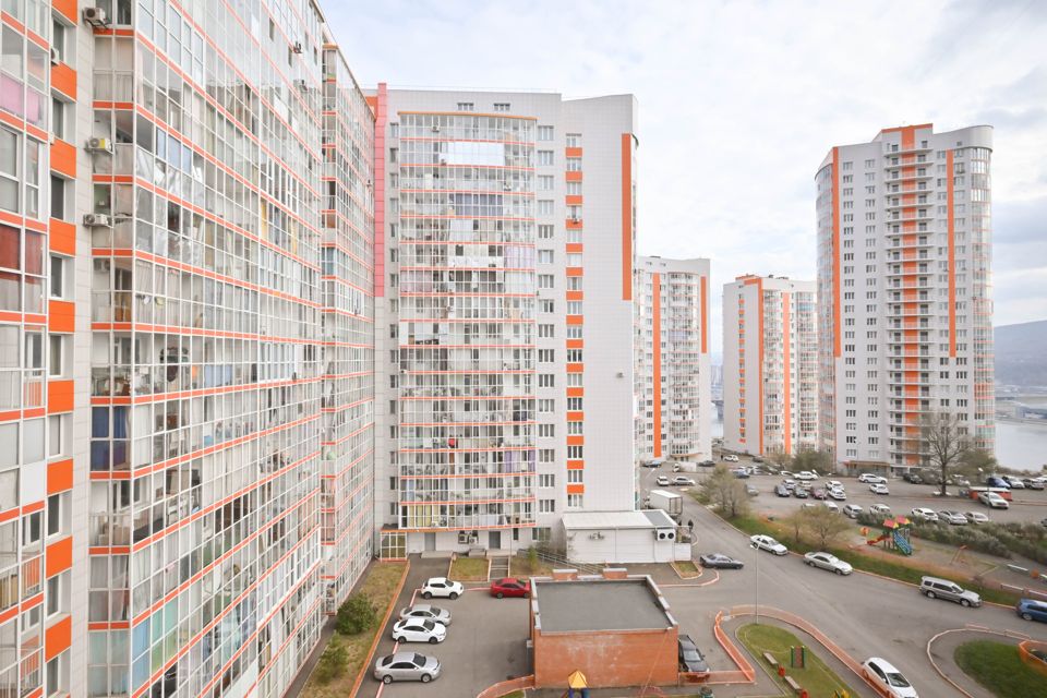Продаётся 2-комнатная квартира, 55.9 м²