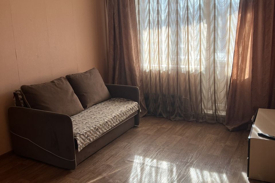 Продаётся 1-комнатная квартира, 32 м²