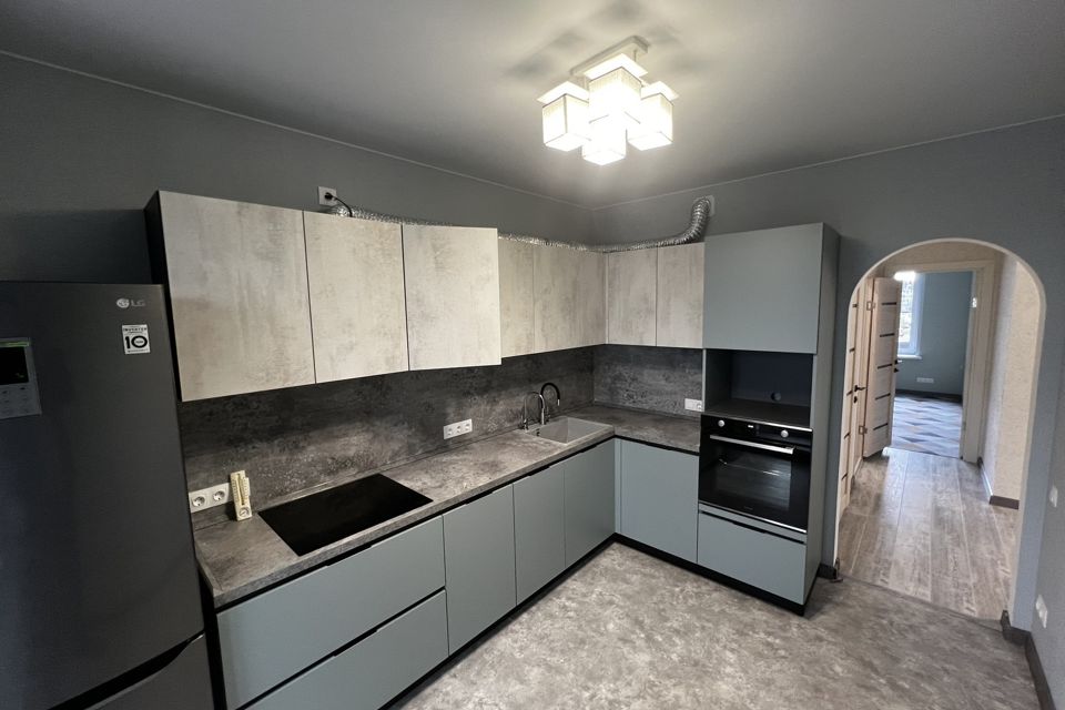 Продаётся 3-комнатная квартира, 71.1 м²