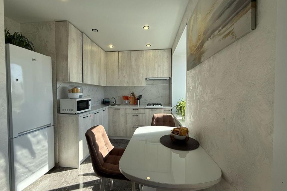 Продаётся 3-комнатная квартира, 62.5 м²