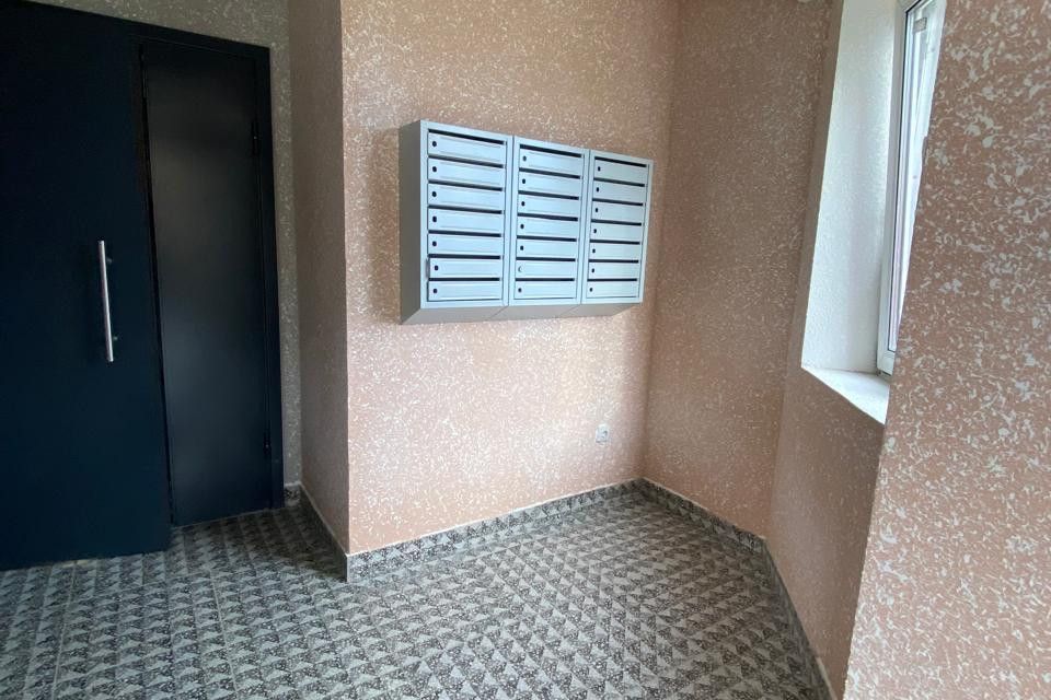 Продаётся 1-комнатная квартира, 51.5 м²