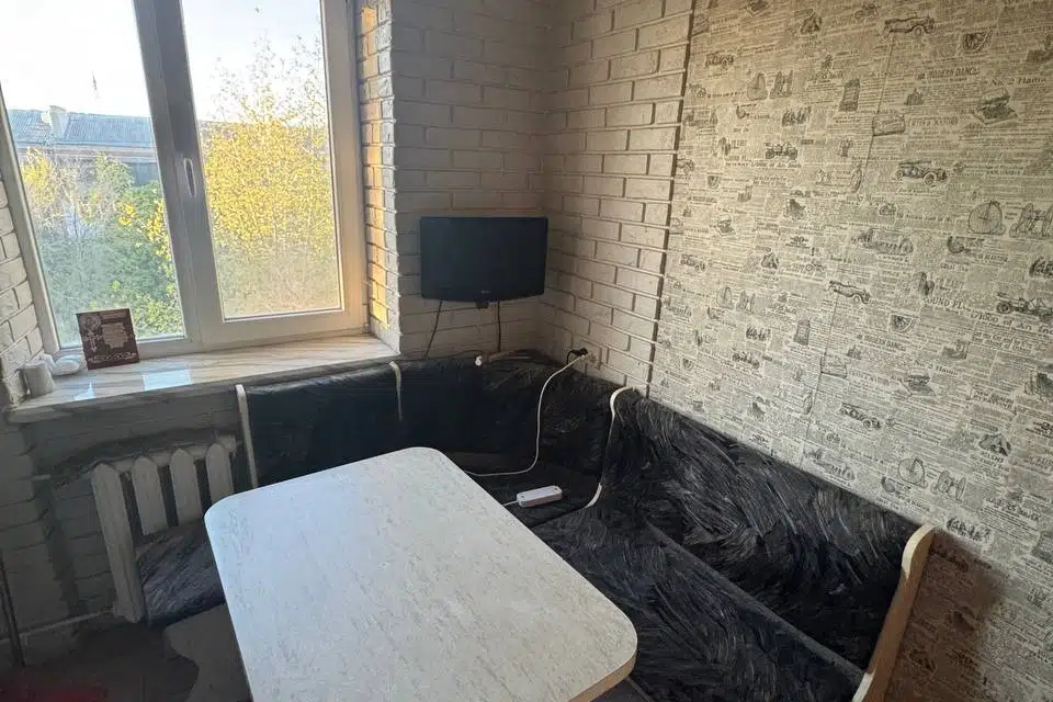 Продаётся 3-комнатная квартира, 56 м²