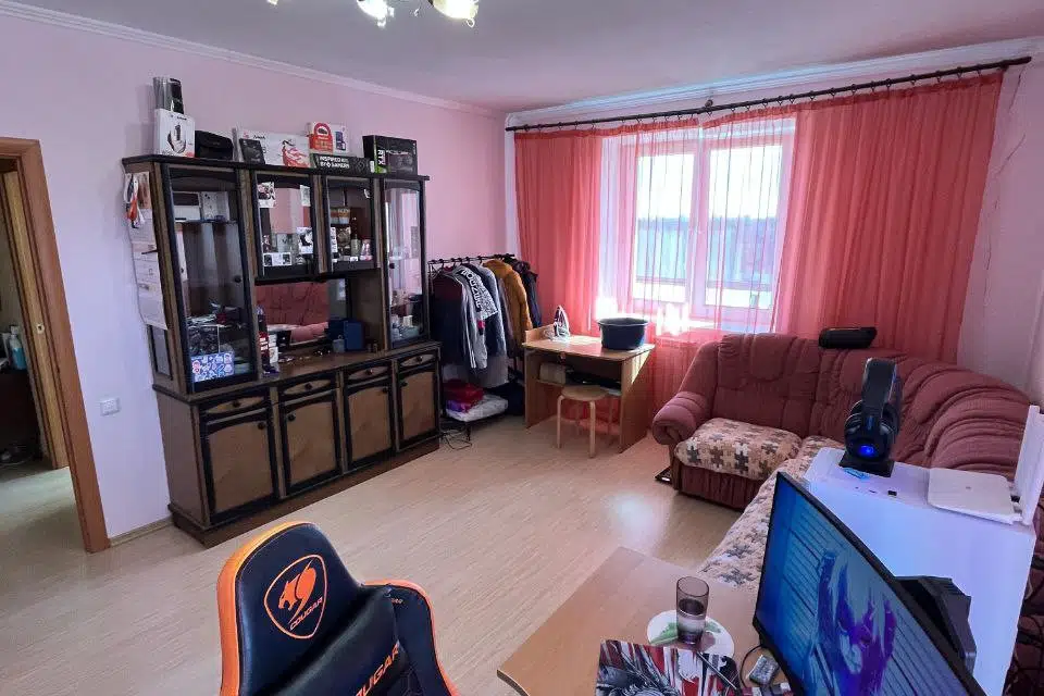 Продаётся 1-комнатная квартира, 41.2 м²