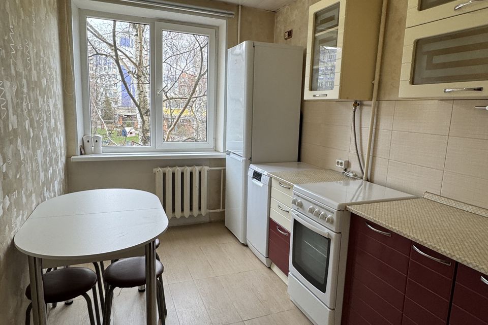 Продаётся 4-комнатная квартира, 76.3 м²