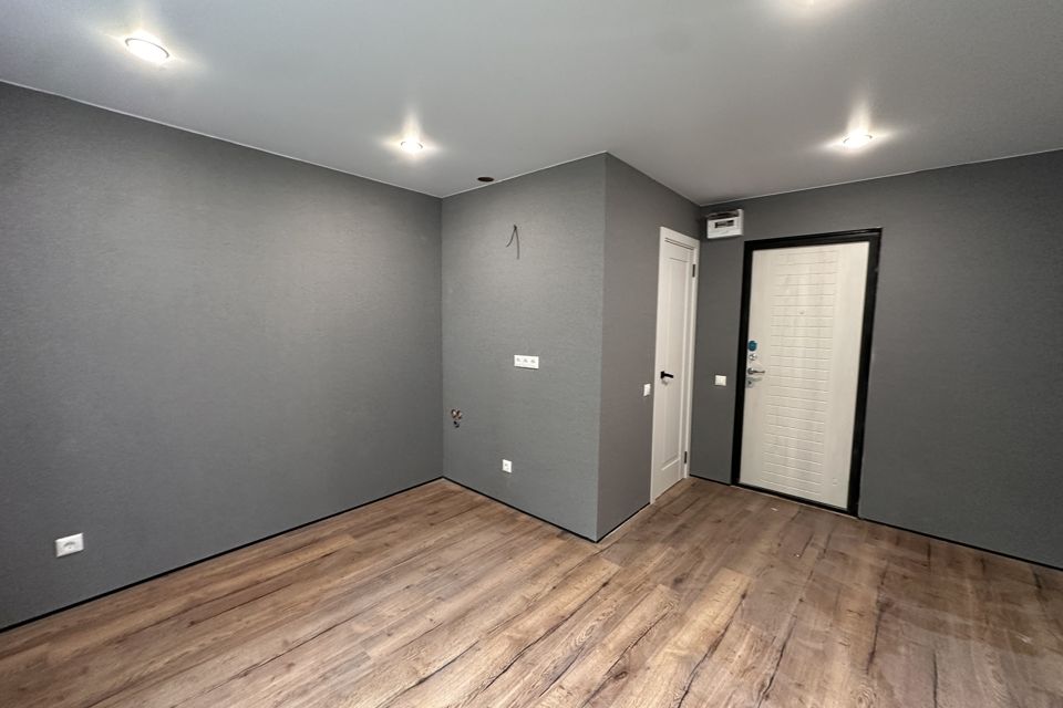 Продаётся 2 комнаты в 2-комн. квартире, 17.4 м²