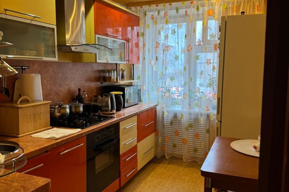 Продаётся 3-комнатная квартира, 62.2 м²