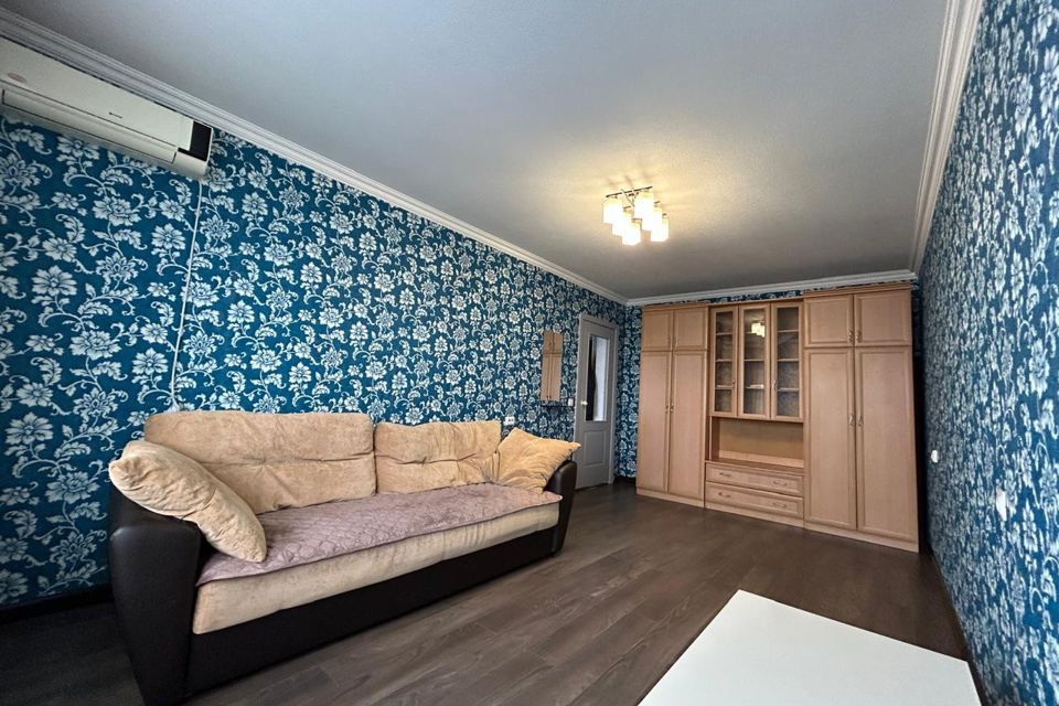 Сдаётся 1-комнатная квартира, 38 м²