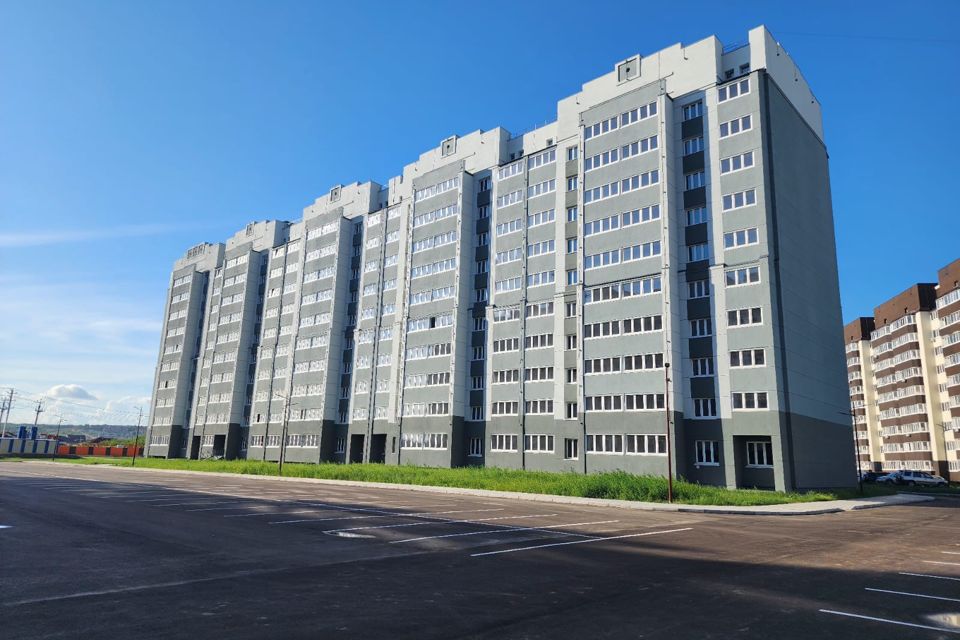 Продаётся 2-комнатная квартира, 66.5 м²