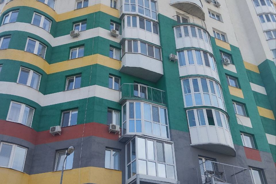 Продаётся 1-комнатная квартира, 43.6 м²