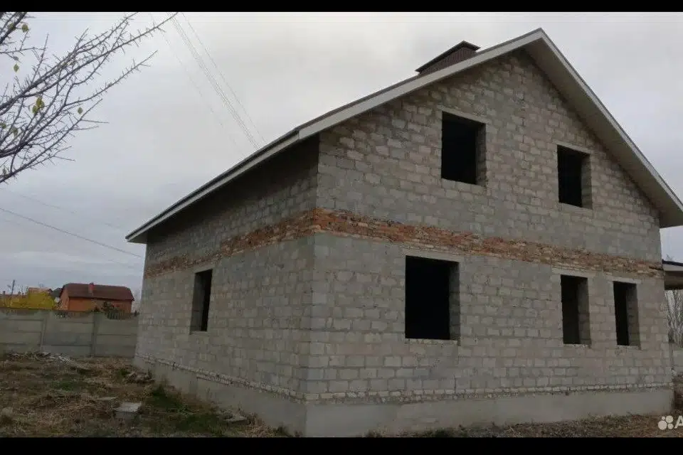 Продаётся 2-этажный дом, 280 м²