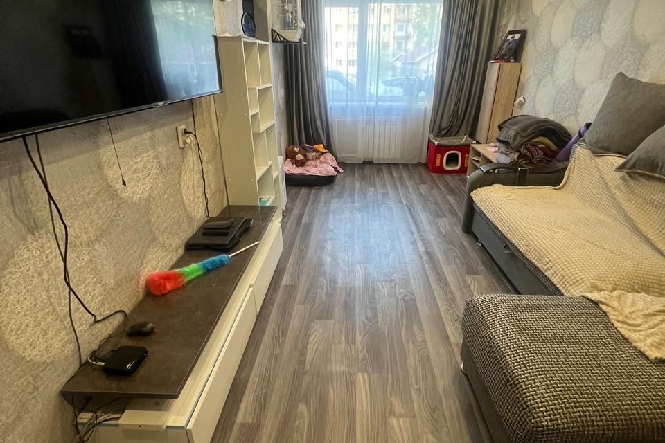 Продаётся 2-комнатная квартира, 41.8 м²