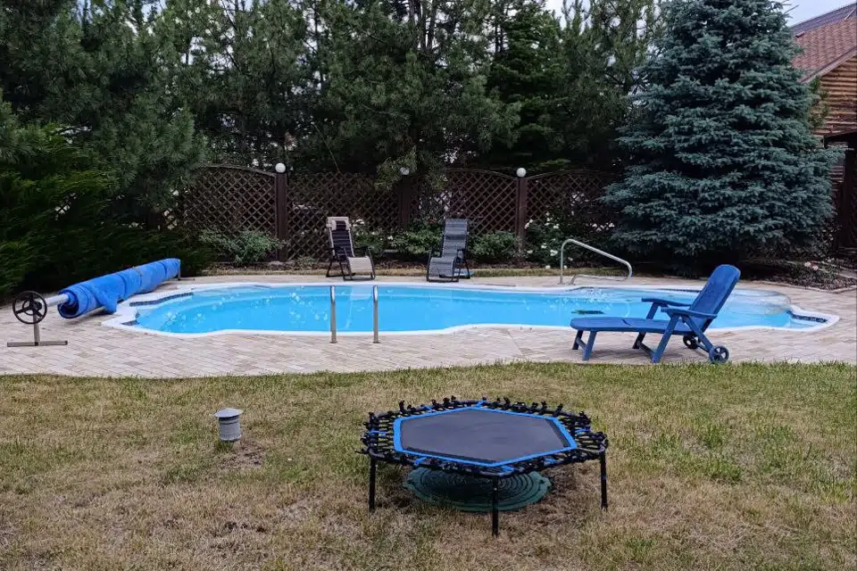 Продаётся 2-этажный дом, 370 м²