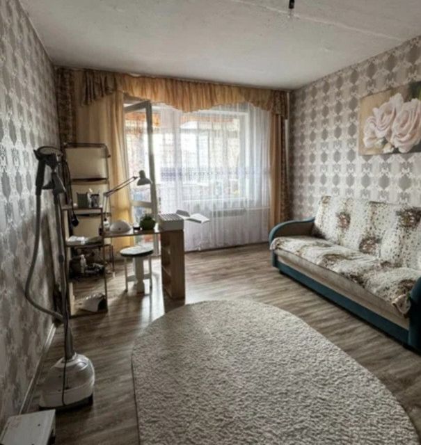 Продаётся 3-комнатная квартира, 67.9 м²