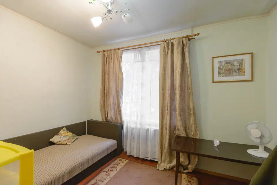 Продаётся 3-комнатная квартира, 59.6 м²