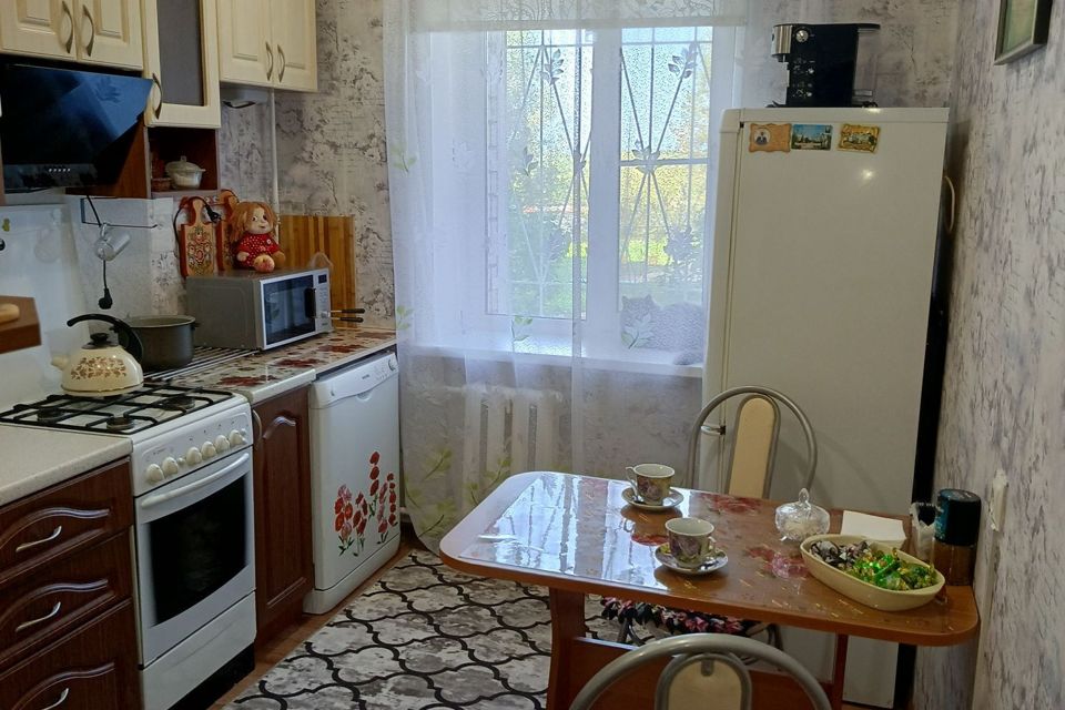 Продаётся 3-комнатная квартира, 63.4 м²