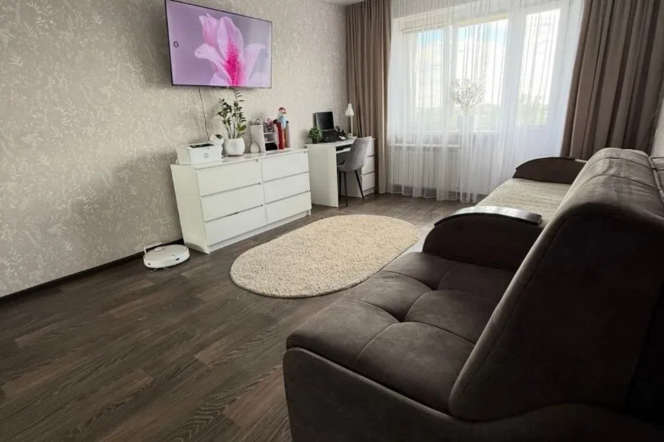 Продаётся 1-комнатная квартира, 336 м²