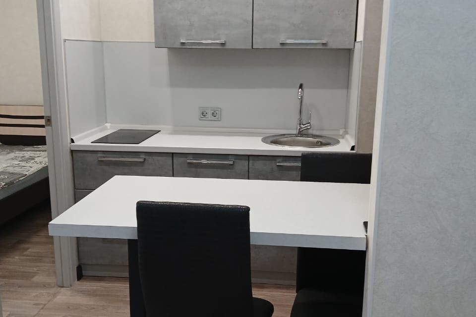 Продаётся 1-комнатная квартира, 45 м²