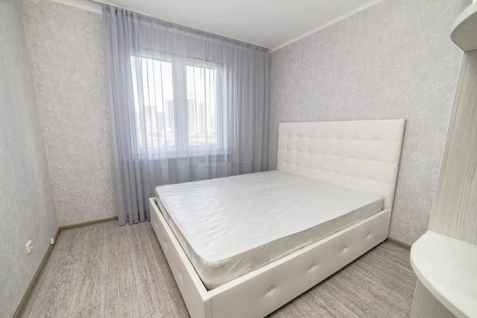 Продаётся 2-комнатная квартира, 65 м²