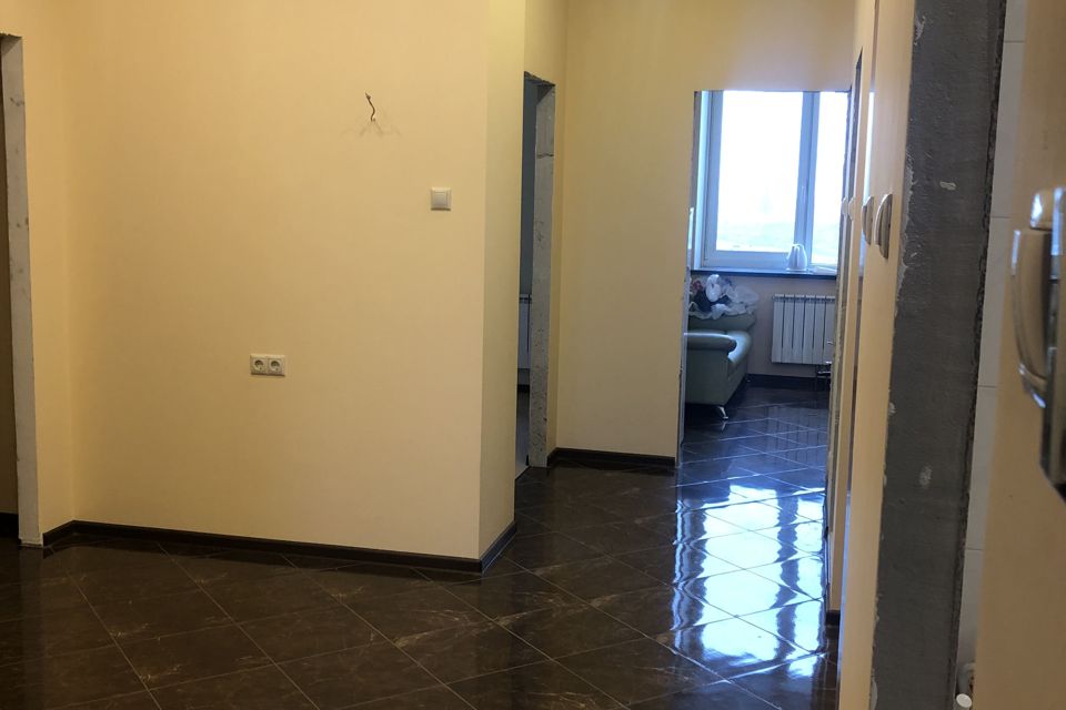 Продаётся 3-комнатная квартира, 105 м²