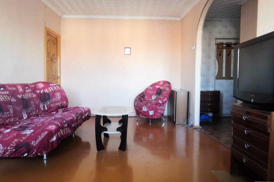 Продаётся 3-комнатная квартира, 57 м²
