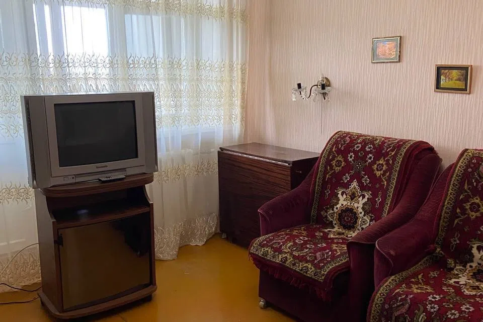 Продаётся 1-комнатная квартира, 38.2 м²