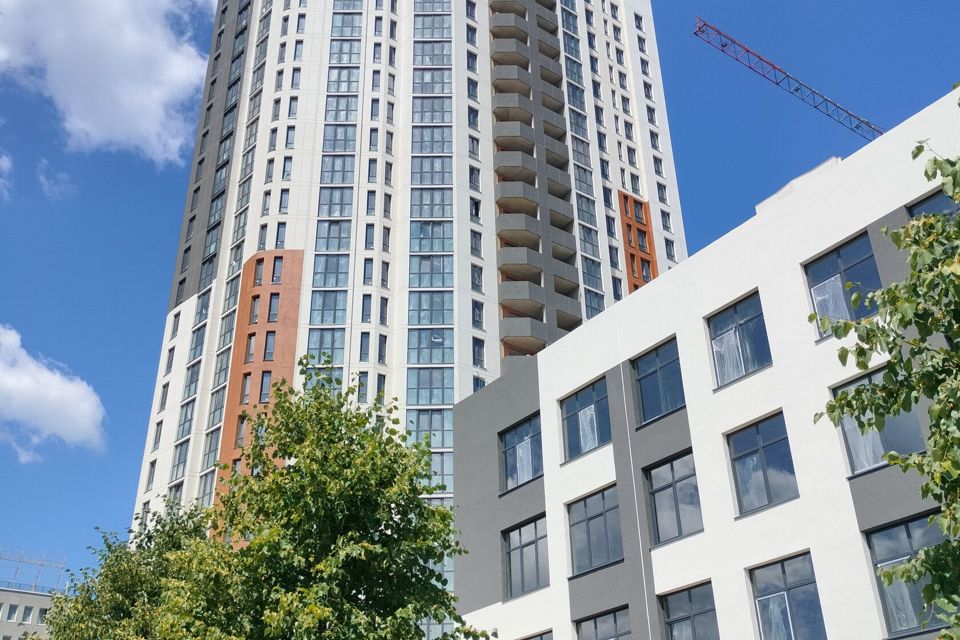 Продаётся 1-комнатная квартира, 49.2 м²