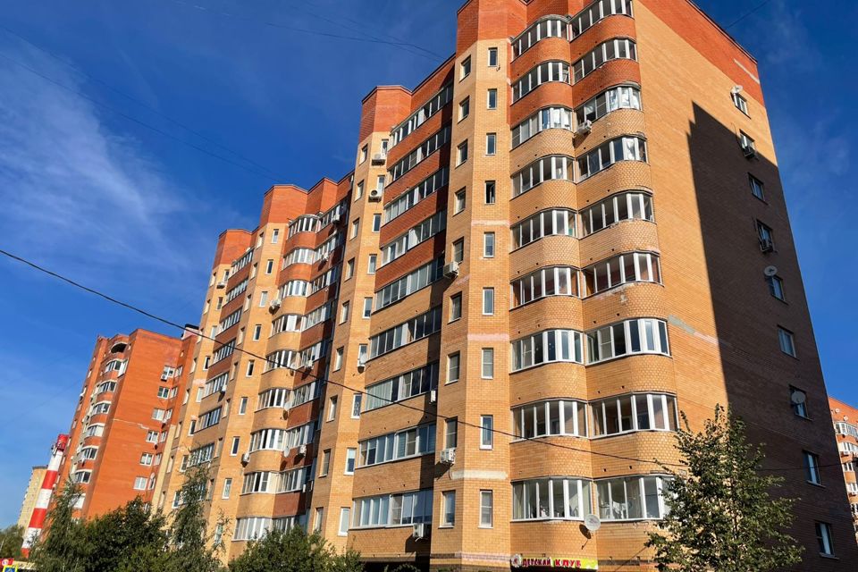 Продаётся 2-комнатная квартира, 61.1 м²